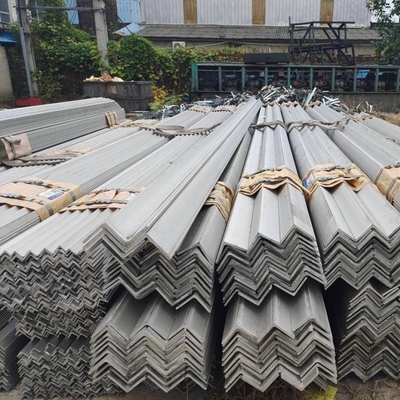 40x5mm θερμά έλασης δομικά τμήματα χάλυβα άνθρακα ASTM A36 ήπια χάλυβα γωνιακή μπάρα προσαρμοσμένη βαθμίδα